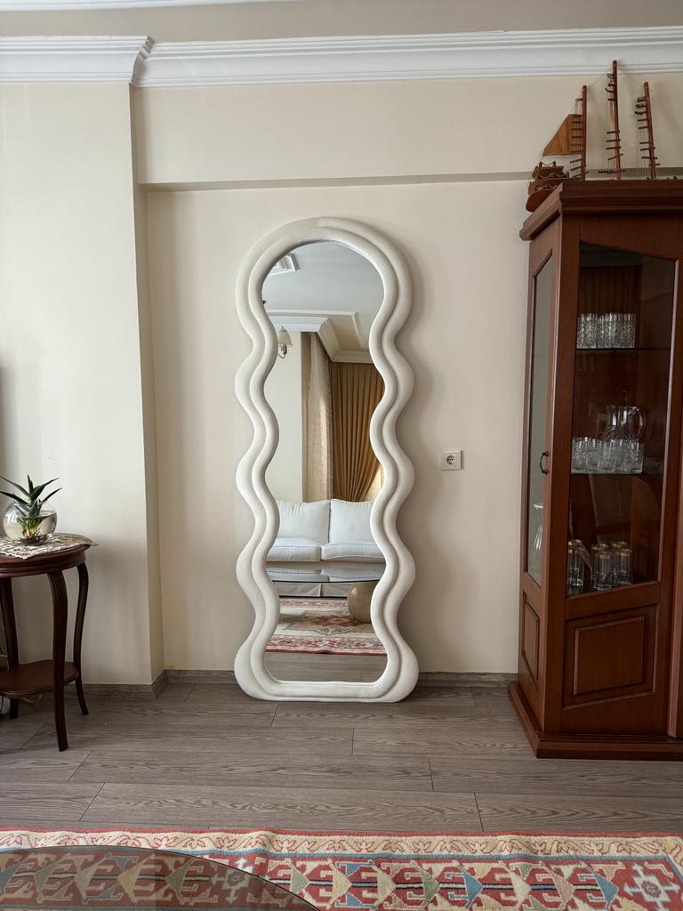 Curvy Floor Mirror, Wavy Full Lenght Mirror, Curvy Squiggle Mirror, Full Body Mirror, Irregular Asymmetrical Floor Mirror, Mirror Home Decor