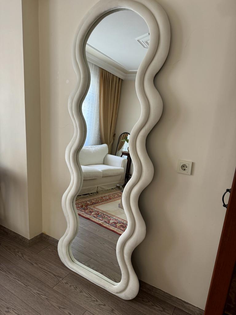 Curvy Floor Mirror, Wavy Full Lenght Mirror, Curvy Squiggle Mirror, Full Body Mirror, Irregular Asymmetrical Floor Mirror, Mirror Home Decor